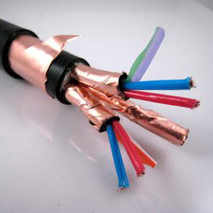 Flame retardant computer cable